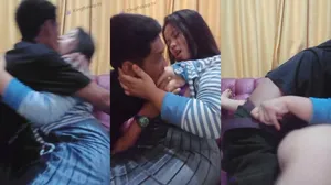 om-romi-ngewe-binor-tobrut-di-ruang-tamu