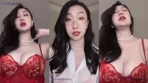 pulang-kuliah-mami-chindo-ngajakin-mandi